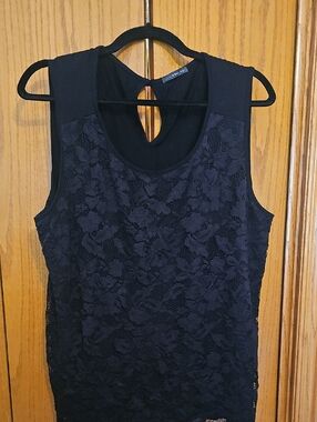 West Kei Black Lace Sleeveless Camisole